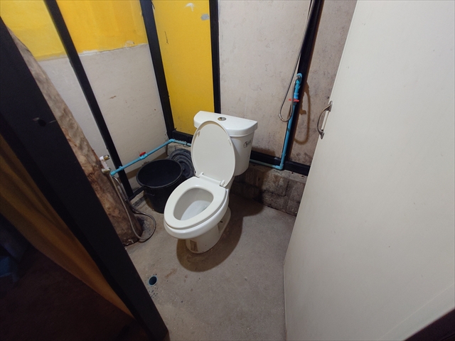 エレファントスイム内のトイレ